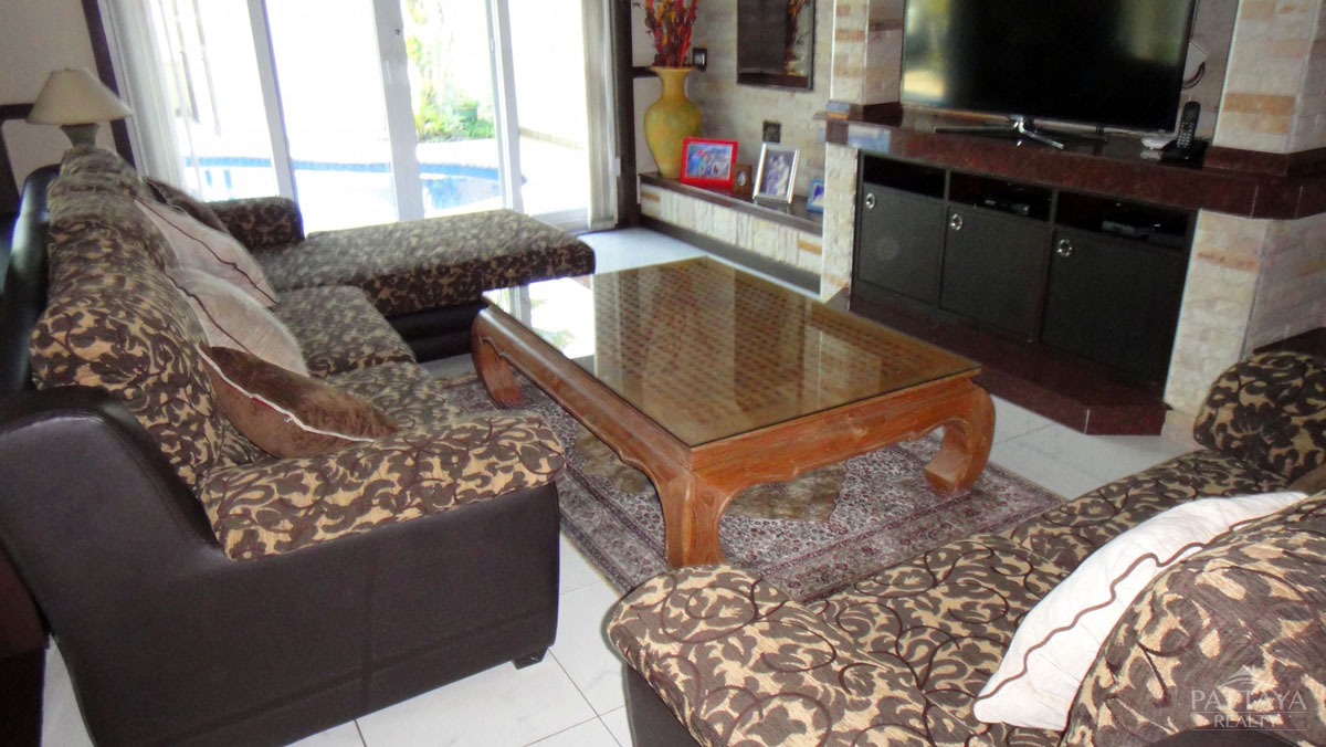 3 bedrooms Cafe / restaurant in Pattaya, Thailand No. 673