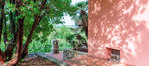 3 bedrooms Villa in Brescia, Italy No. 303520 22