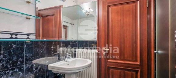 3 bedrooms Villa in Brescia, Italy No. 303520 19