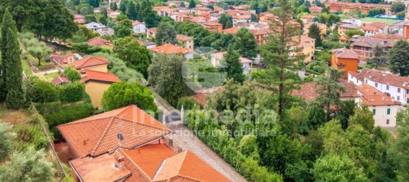 3 bedrooms Villa in Brescia, Italy No. 303520 17