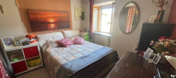 Дом с 2 комнатами в Боббио, Италия № 72653 7