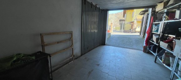 Дом с 2 комнатами в Боббио, Италия № 72653 12