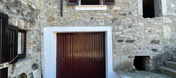 Дом с 2 комнатами в Боббио, Италия № 72653 10