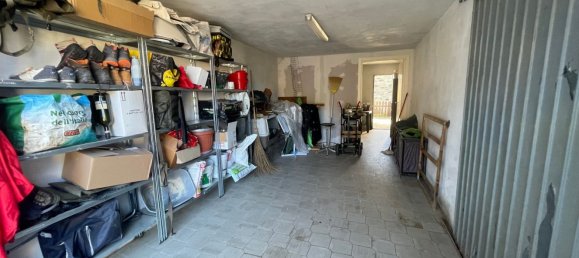 Дом с 2 комнатами в Боббио, Италия № 72653 11