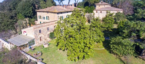 10 bedrooms Villa in Monteriggioni, Italy No. 179434 4