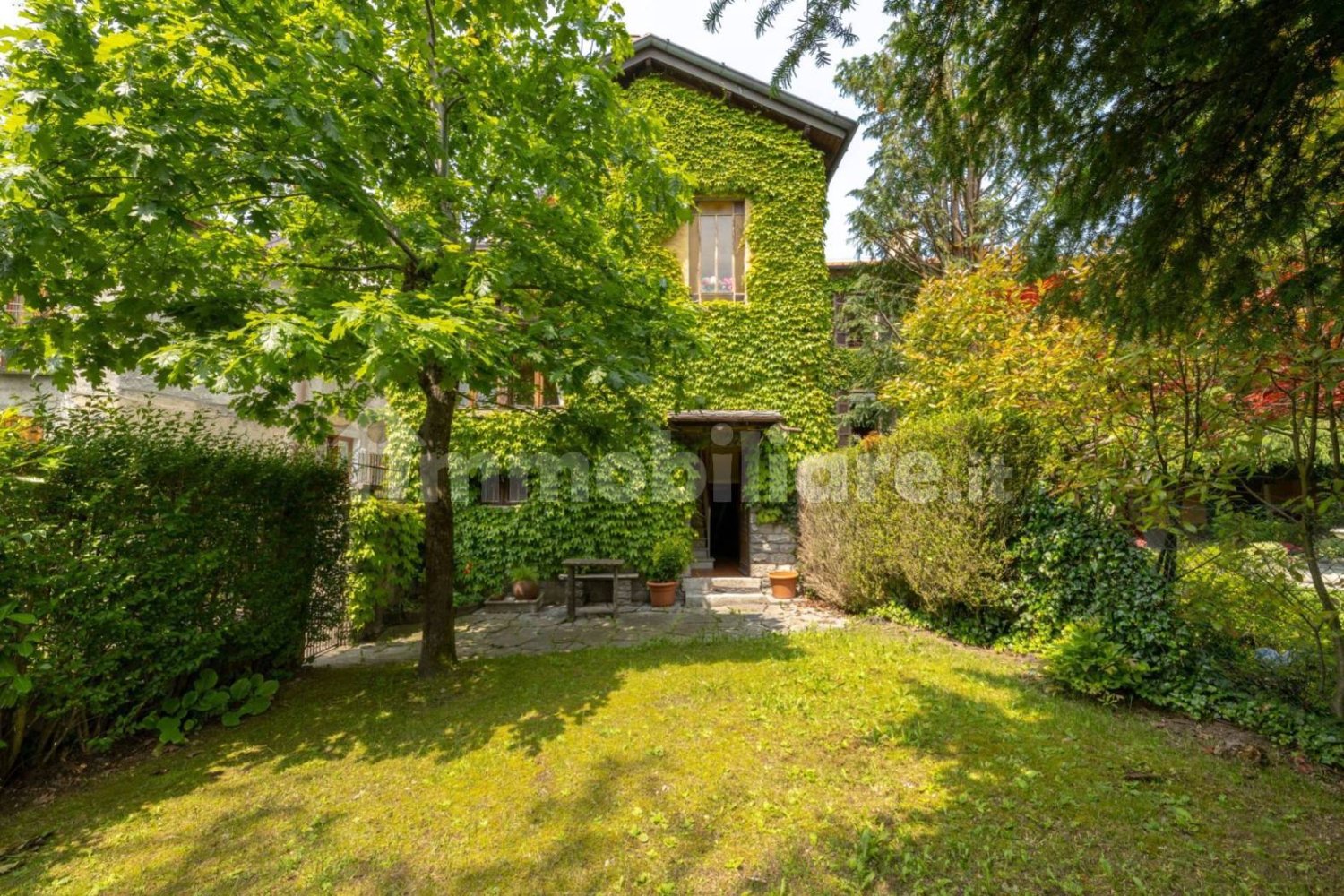 3 bedrooms Villa in Alta Valle Intelvi, Italy No. 303687