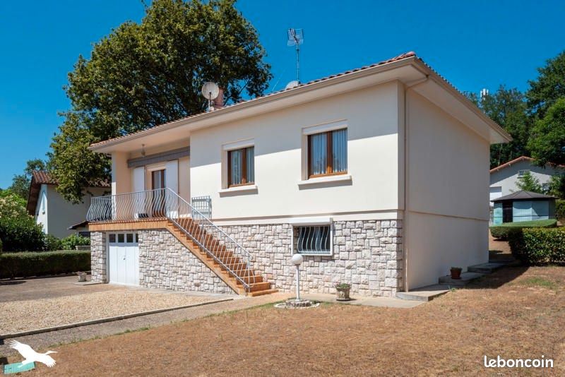 4 Schlafzimmer Haus in Saint-Pierre-du-Mont, France, Nr. 293295