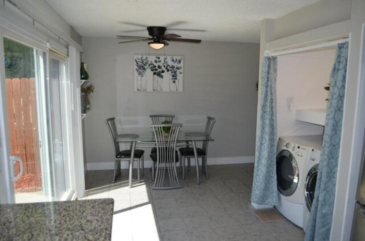 3 bedrooms House in Sacramento, USA No. 376785