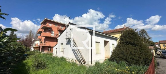 Вилла с 2 спальнями в Форли, Италия № 191311 25