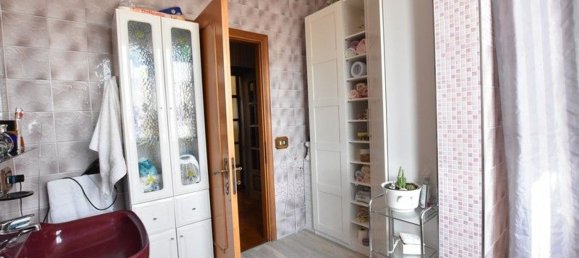 6 bedrooms Villa in Fidenza, Italy No. 343550 11