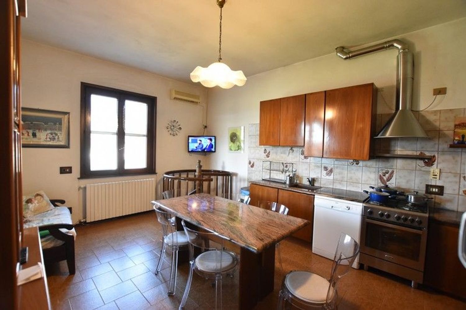 6 bedrooms Villa in Fidenza, Italy No. 343550