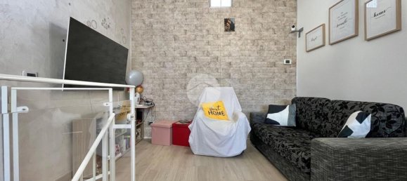 4-salle Appartement à Alcamo, Italy No. 298252 3