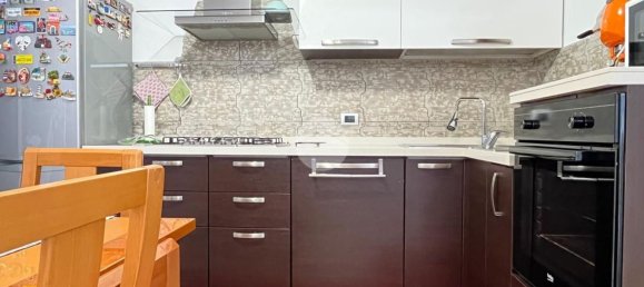 4-salle Appartement à Alcamo, Italy No. 298252 2