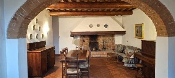 10 rooms House in Montespertoli, Italy No. 31406 17