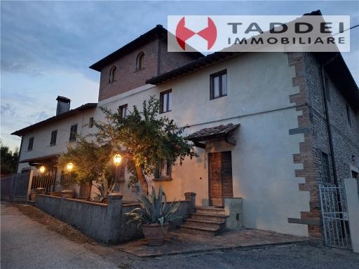 10 rooms House in Montespertoli, Italy No. 31406