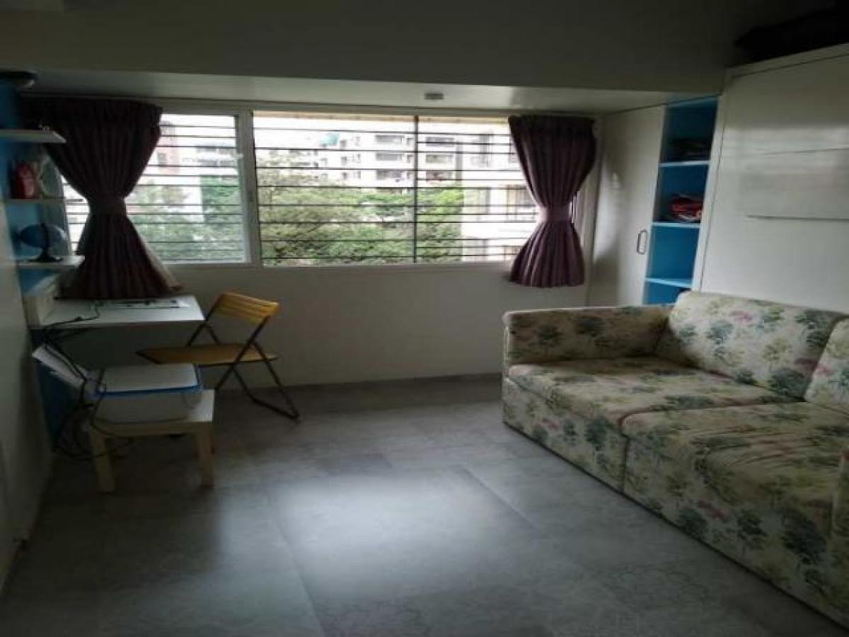 2 bedrooms House in Mumbai, India No. 42892