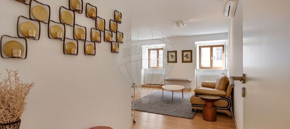 2 bedrooms Apartment in Lisbon, Portugal No. 9531 5