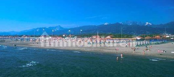 3 Schlafzimmer Villa in Camaiore, Italy, Nr. 40677 18