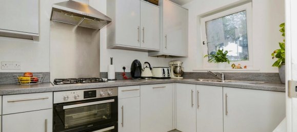 2 bedrooms House in Harrow, United Kingdom No. 6329 3