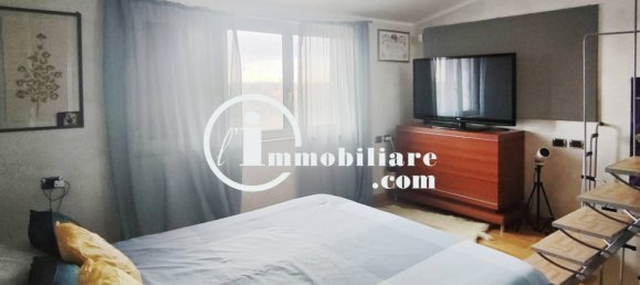 Apartamento de 2 dormitorios en Rome, Italy No. 76630 2