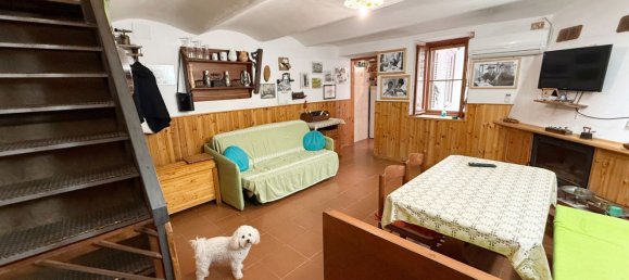 Дом с 3 комнатами в Камполи Аппенино, Италия № 269365 10