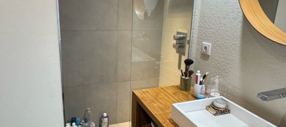 Квартира с 2 спальнями в Экс-ан-Прованс, Франция № 356756 3