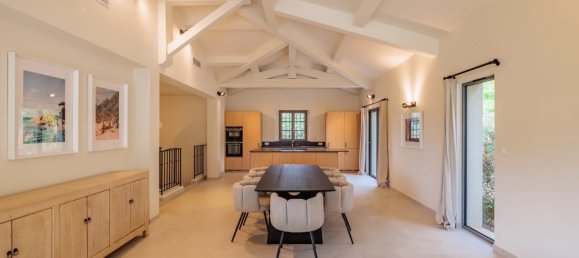 5 Schlafzimmer Villa in Gassin, France, Nr. 827 4