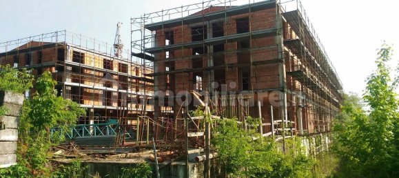 3900m² Building in Bagnolo San Vito, Italy No. 351363 2