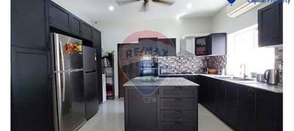 4 bedrooms Cafe / restaurant in Pattaya, Thailand No. 12953 3