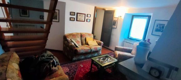 6 rooms House in Fiumalbo, Italy No. 220955 9