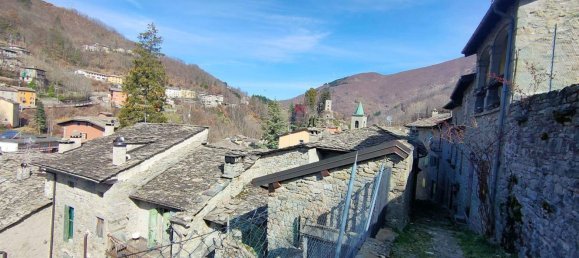 6 rooms House in Fiumalbo, Italy No. 220955 16