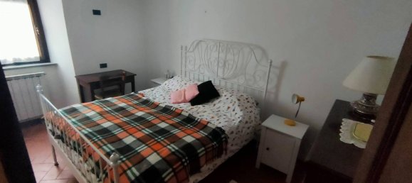 6 rooms House in Fiumalbo, Italy No. 220955 12