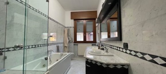 Apartamento de 2 dormitorios en Cologno al Serio, Italy No. 287812 14