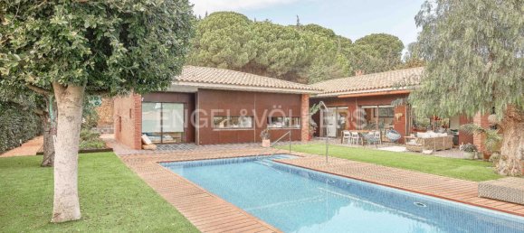 5 Schlafzimmer Haus in Sant Vicenc De Montalt, Spain, Nr. 165595 3