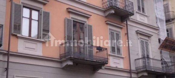 1 bedroom Apartment in Turin, Italy No. 221812 2