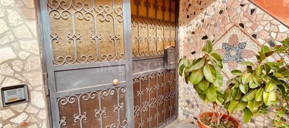 9-salle Appartement à Cesinali, Italy No. 206966 9