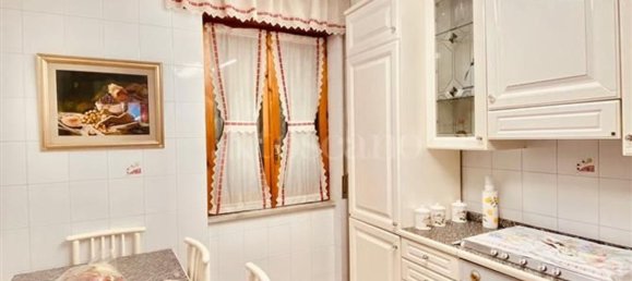 9-salle Appartement à Cesinali, Italy No. 206966 45