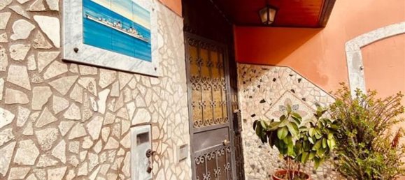 9-salle Appartement à Cesinali, Italy No. 206966 6