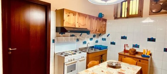 9-salle Appartement à Cesinali, Italy No. 206966 17