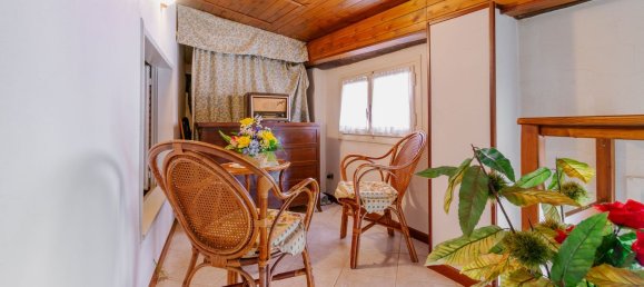 Casa de 4 dormitorios en Borgosesia, Italy No. 379695 9