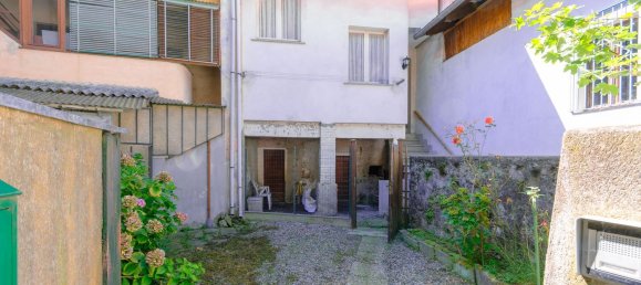 Casa de 4 dormitorios en Borgosesia, Italy No. 379695 16