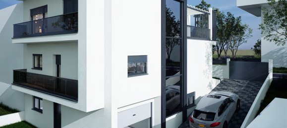 4 bedrooms House in Almada, Portugal No. 108205 2