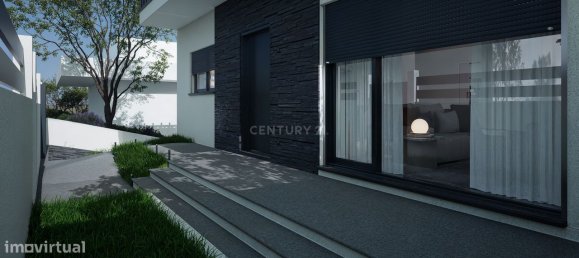 4 bedrooms House in Almada, Portugal No. 108205 12