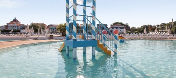 2 bedrooms Villa in Vendee, France No. 1914 15