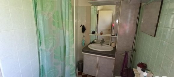 Casa de 8 habitaciónes en Indre, France No. 305350 10