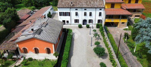 5 rooms House in Parma, Italy No. 16467 24