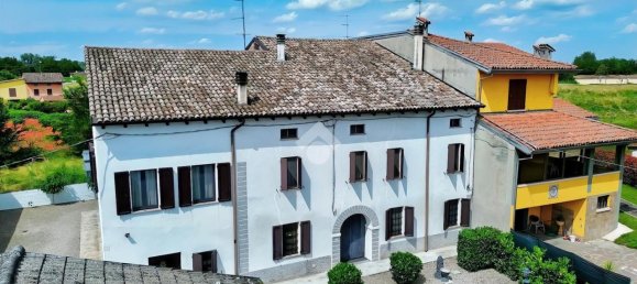 5 rooms House in Parma, Italy No. 16467 23