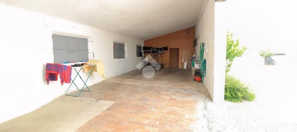 5 rooms House in Parma, Italy No. 16467 6