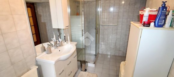 5 rooms House in Parma, Italy No. 16467 10