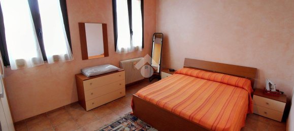 5 rooms House in Parma, Italy No. 16467 21